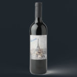 Eiffel Tower Paris França Vinho Rótulo - Elegante<br><div class="desc">Eiffel Tower Paris France Wine Label - Elegante Viagem Souvenir Design - Traga o charme de Paris para a sua celebração com esta Eiffel Tower Paris França Wine Label. Apresentando um design de na moda da icônica Torre Eiffel, este vinheta transforma qualquer garrafa em uma elegante peça central ou presente...</div>