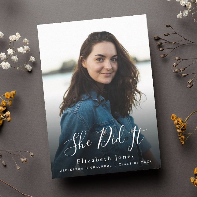 Ela Fez Um Convite De Graduação Fotográfica (Criador carregado)