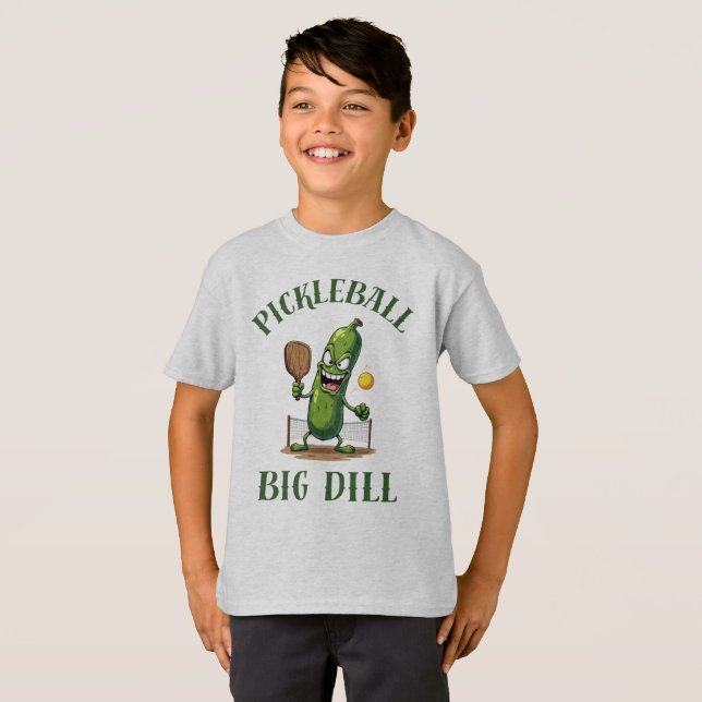 Ele É Meio Grande - Camiseta Engraçada de Pickleba (Frente Completa)