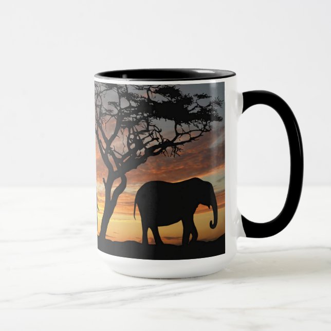 Elefante na caneca selvagem (Direita)