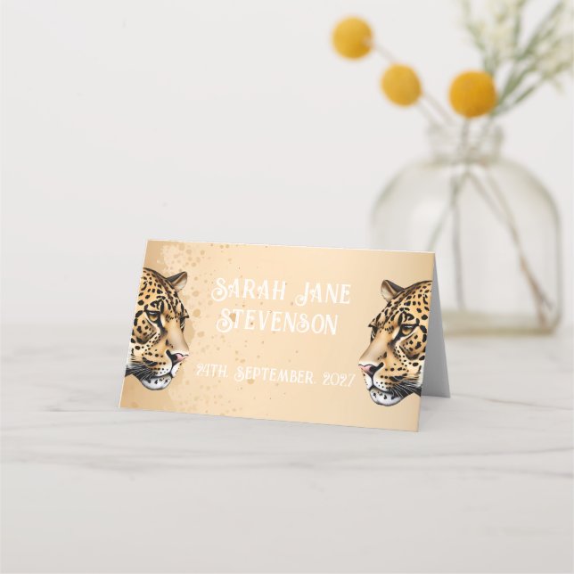 "Elegância Selvagem: O Convite do Leopardo" (Frente)