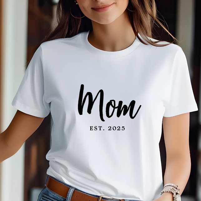 Elegant Black Script Established New Mom T-Shirt (Mom Established Year Simple Minimal Script Typography White T-Shirt)
