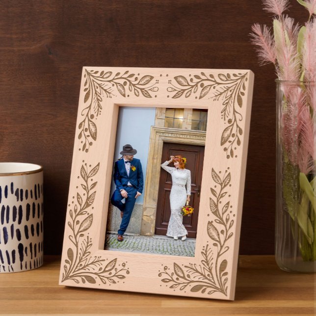 Elegant Boho Floral (Elegant Boho Floral Engraved Frame)