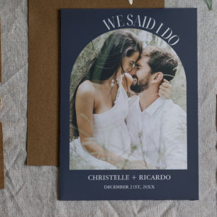 Elegante Anúncio de Casamento Furtivo Azul Naval
