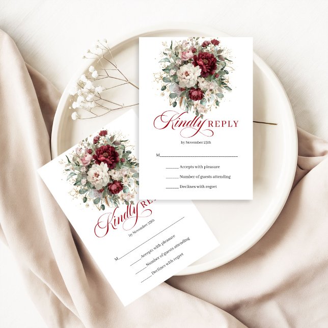 Elegante Cartão de Resposta de Casamento com Flora (Elegant Burgundy Floral Greenery Wedding RSVP Card)