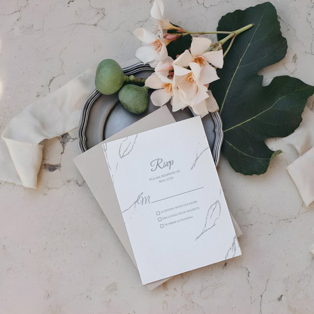 Elegante Floral Rsvp (Criador carregado)
