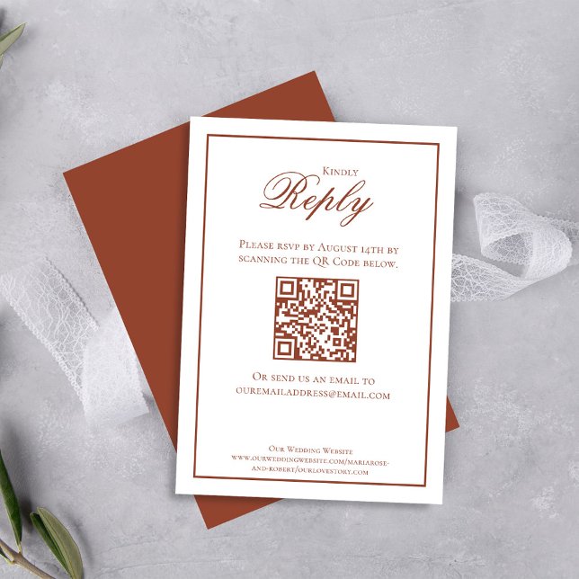 Elegante RSVP de Script de Caligrafia Burgundy (Elegant burgundy wine calligraphy script RSVP card.)