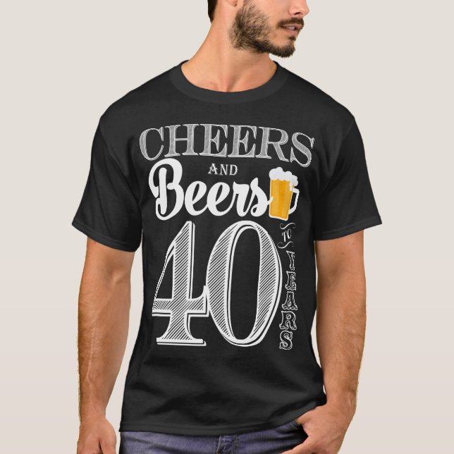 Elogios e cervejas aos 40 anos o t-shirt de homens (Frente)