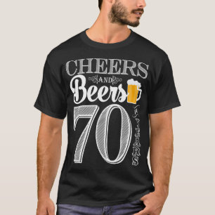 Elogios e cervejas aos 70 anos o t-shirt de homens
