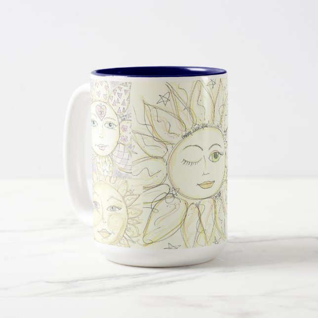 Em Dois Tons Aqui vem o sol - caneca de café (Frente Esquerda)