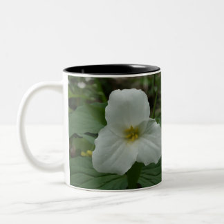 Em Dois Tons Caneca de café branca do Trillium