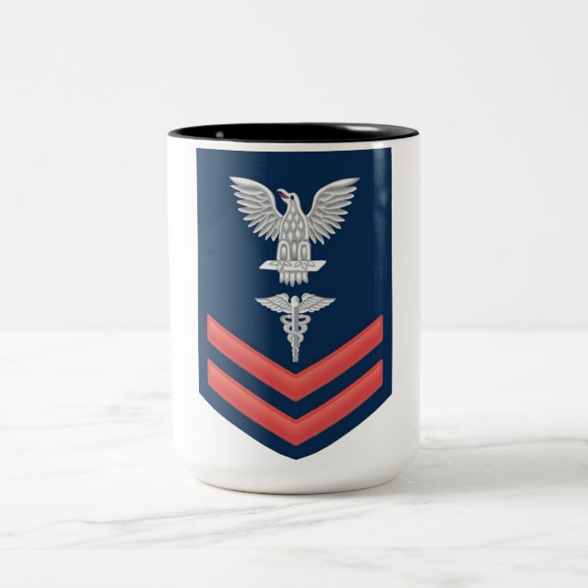 Em Dois Tons Caneca de Café da Classificação de Enfermeiro do H (Centro)