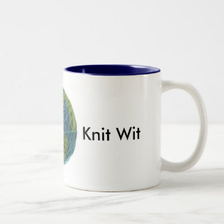 Em Dois Tons Caneca de café da sagacidade da malha