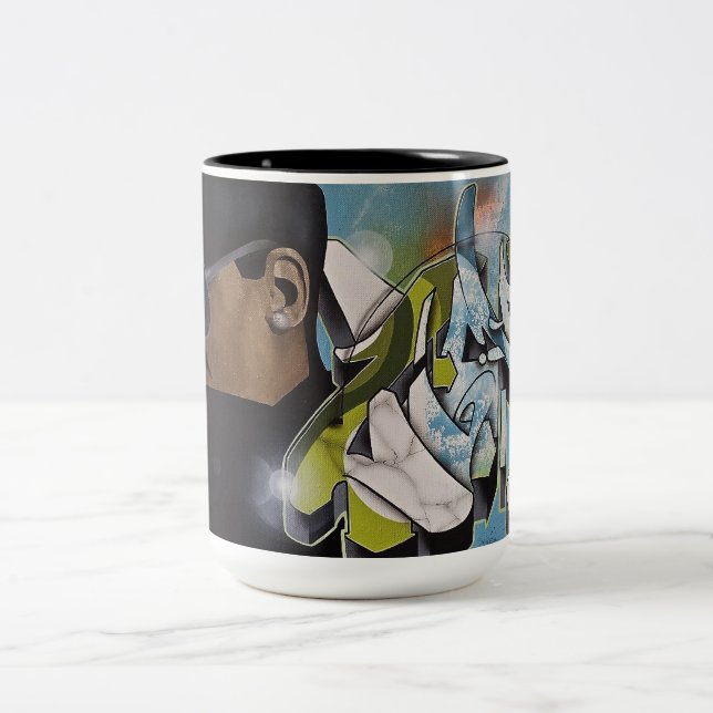 EM DOIS TONS CANECA DE CAFÉ DE ZIMAD (Centro)