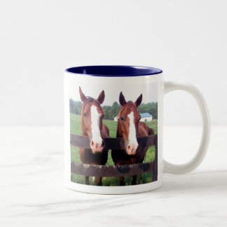 Em Dois Tons Caneca de café do cavalo