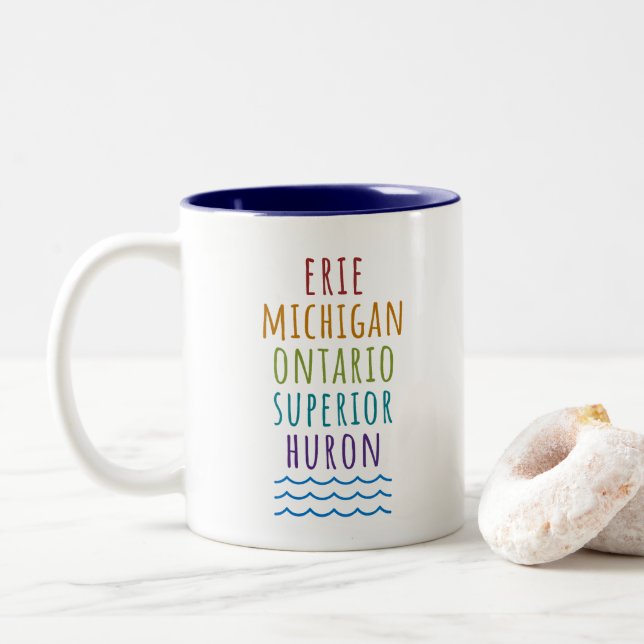 Em Dois Tons Caneca de Café do Estado da Luva dos Grandes Lagos (Com Donut)