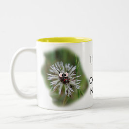 Em Dois Tons Caneca de café molhada cómico do dente-de-leão -