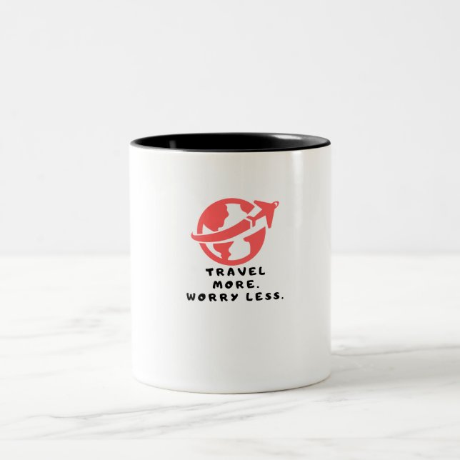 Em Dois Tons Caneca de café "Viagem, menos preocupação" (Centro)