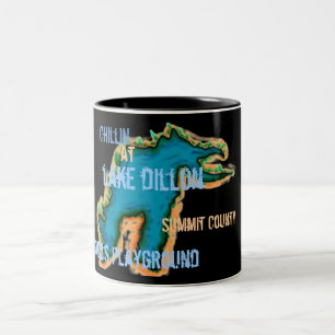 Em Dois Tons Chillin na caneca de café do lago Dillon