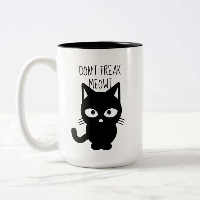 Em Dois Tons Faz não a caneca de café arrepiante de Meowt (Esquerda)