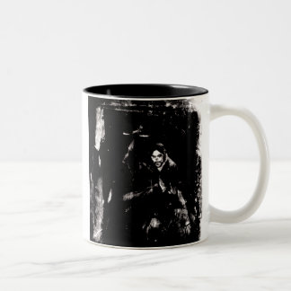 Em Dois Tons Figura caneca do ` s do Bishop de café