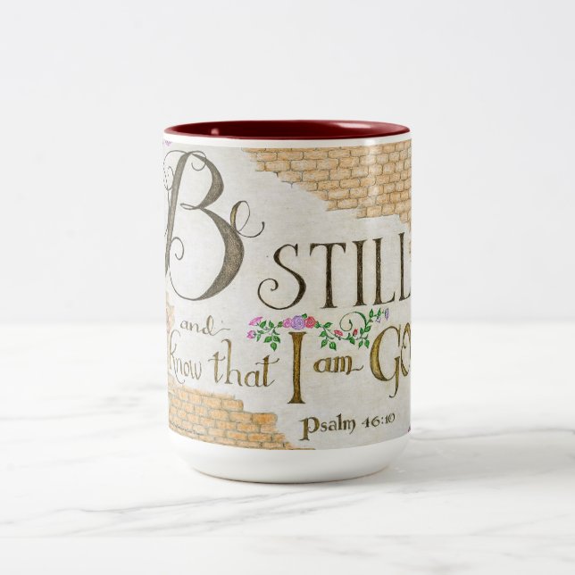 Em Dois Tons Fique Calmo, Salmo 46:10 - Caneca de Café (Centro)