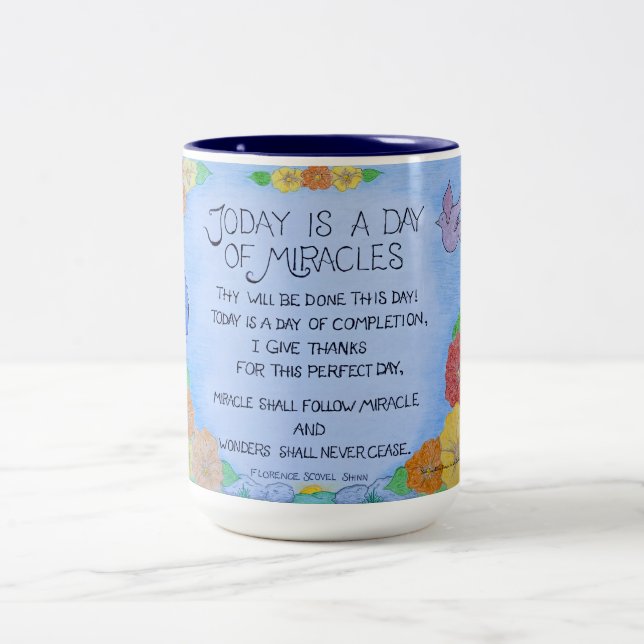 Em Dois Tons Hoje é um Dia de Milagres - Caneca de Café (Centro)