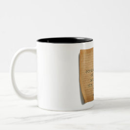 Em Dois Tons MATEUS 6:28 - Caneca de Café
