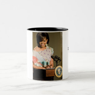 Em Dois Tons ø SENHORA, CANECA de CAFÉ de MICHELLEOBAMA