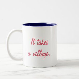 Em Dois Tons Toma uma caneca de café da vila