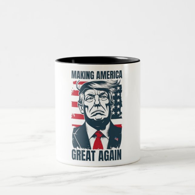 Em Dois Tons Trump é Presidente Caneca de Café (Centro)