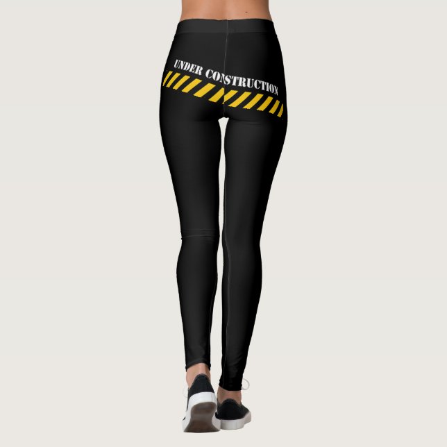 Em Leggings de Construção (Verso)