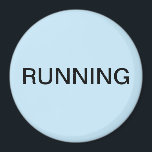 Empurrando íman de máquina de lavar louça azul-cla<br><div class="desc">Íman mínimo de cozinha da máquina de lavar louça "em execução" com um fundo azul claro que o ajuda com a organização da cozinha. Personalize com o seu texto.</div>