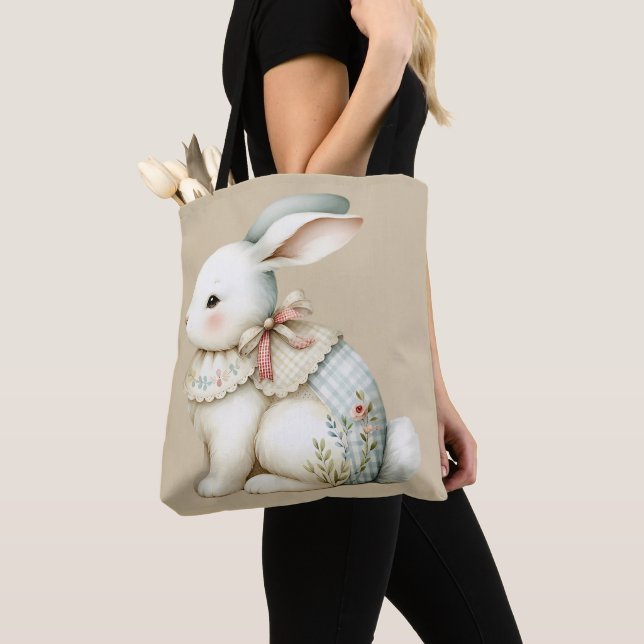 Encanto de Coelho Cottagecore Tote (Close Up)