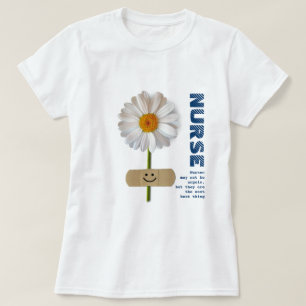 Enfermeira Daisy Sorrindo - T-Shirts com presentes