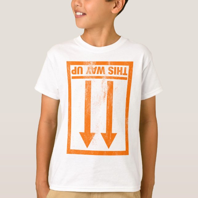 Engraçado assim, assinem T-Shirt (Frente)