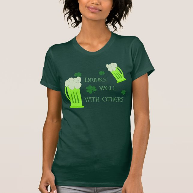 Engraçado Dia de São Patrício Bebe Bem Camisa (Frente)