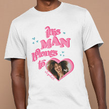 Engraçado Este Homem Pertence à Camisa Fotográfica