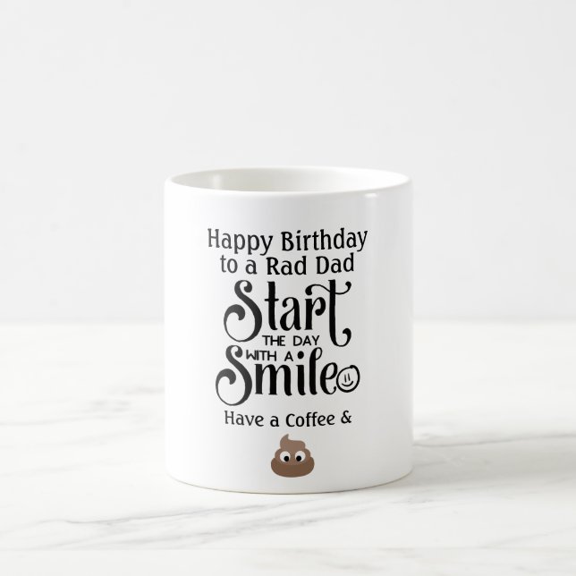 Engraçado PAI de Caneca de Aniversário - Sorria -  (Centro)