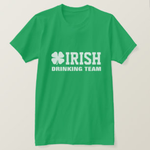 Equipe irlandesa legal do bebendo da camisa   do