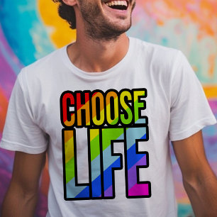 Escolha o t-shirt colorido do slogan do texto do