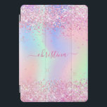 Escrita holográfica com nome de brilho roxo rosa<br><div class="desc">Uma tendência iridescente, fundo holográfico com cores pastel em rosa, roxo, rosa, verde-menta. Decorado com pó de brilho falso. Letras cor púrpura. Personalize e adicione seu nome. O nome é escrito com um moderno estilo escrito à mão com traços. Para manter as hastes, exclua apenas o nome da amostra, deixe...</div>