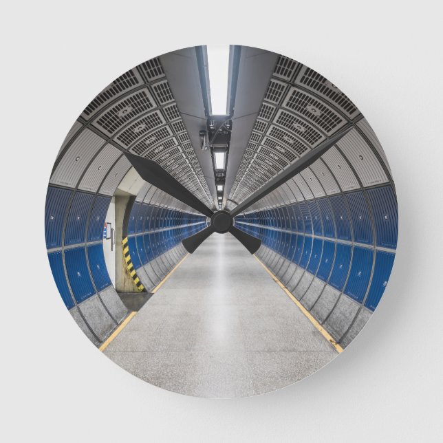 Espaço De Perspectiva Artística Como Relógio (Frente)