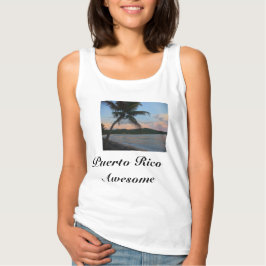 Espantoso T-shirt feminina da praia em Porto Rico
