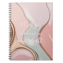 Caderno clássico com gráfico elegante