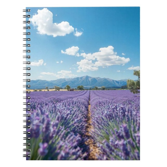 Espiral Caderno Com Uma Paisagem Exterior Com Montanhas (Frente)