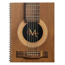 Caderno de madeira morno da guitarra acústica