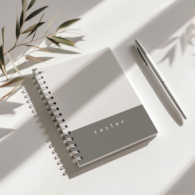 Espiral Caderno Personalizado com Bloco de Cor Cinza (Gray color block personalizable notebook.)