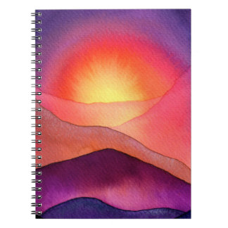 Espiral Caderno Pôr do Sol Vibrante Roxo e Laranja