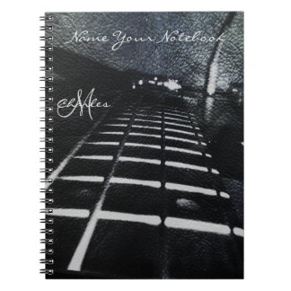 Espiral Caderno preto personalizado da música da guitarra